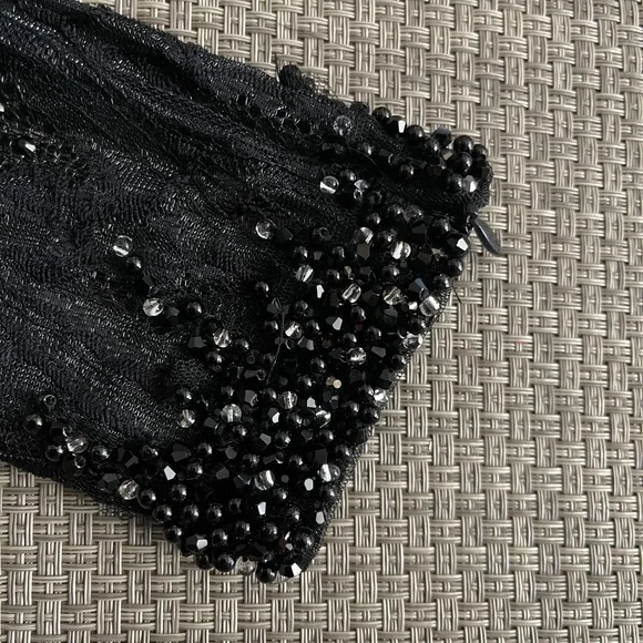 Mac Duggal Black Lace Evening Gown - Picture 11 of 13